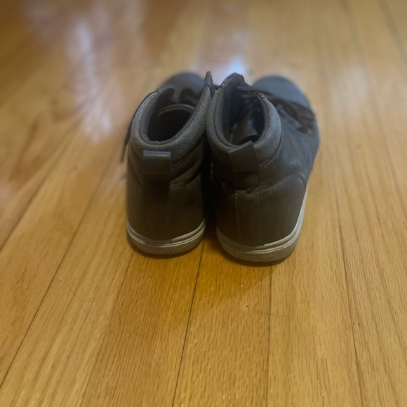 Perry Ellis santa cruz - Picture 4 of 4